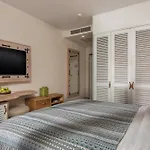 فندق Blu Bay 5*