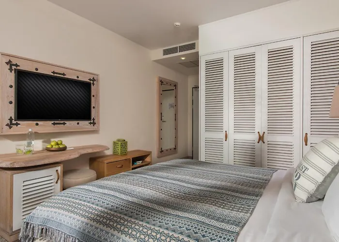 Ξενοδοχείο Blu Bay 5*